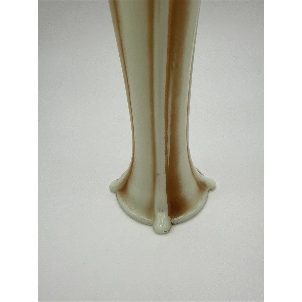 Northwood Four Pillars Nutmeg Custard Glass Vase 9